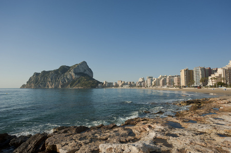 洛基 calpe 海岸