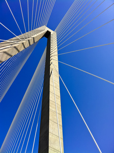 悬索桥梁图片-悬索桥梁素材-悬索桥梁插画-摄图新视界