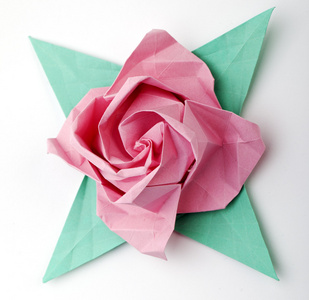 折纸一朵粉红色的玫瑰