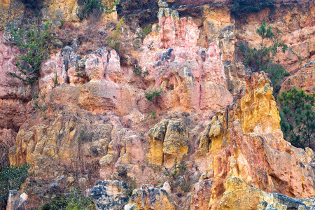 中国多彩砂岩山