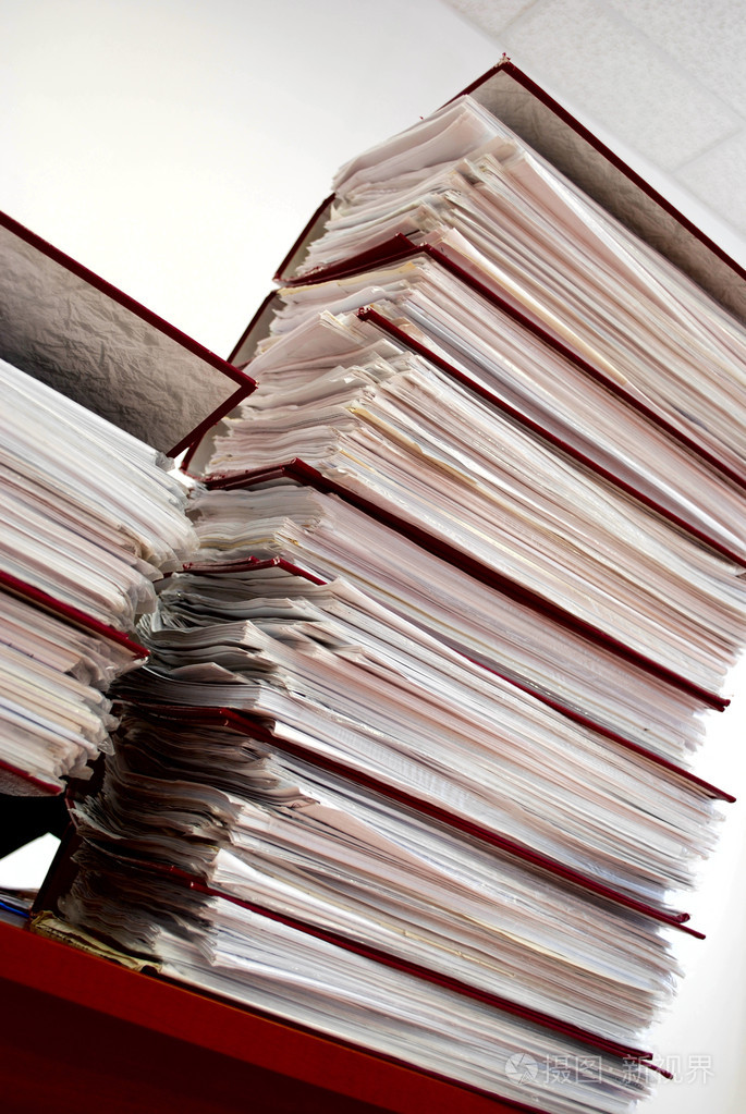 在一个表上的文件夹的堆栈