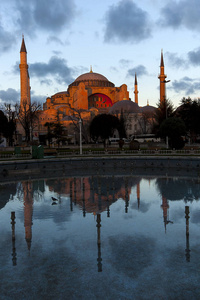 土耳其伊斯坦布尔圣索非亚大教堂日落照片
