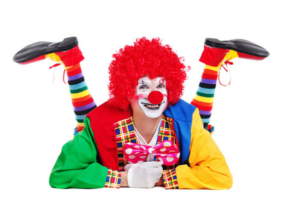 高视图微笑彩色的小丑马戏团小丑图疯狂小丑脚卡通快乐小丑挥舞着手一