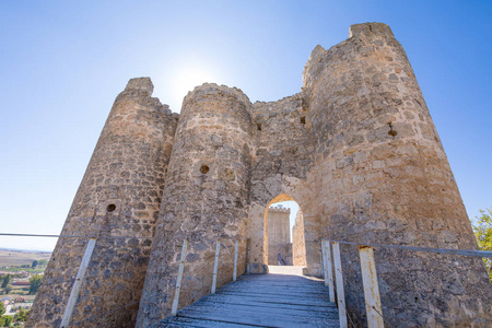 Penaranda de 杜罗河水平的城堡的前门