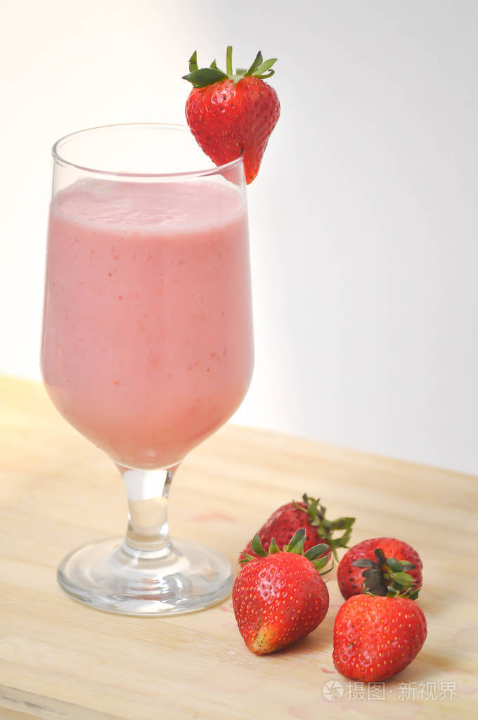 草莓酸奶或草莓酸奶或草莓 smoothi