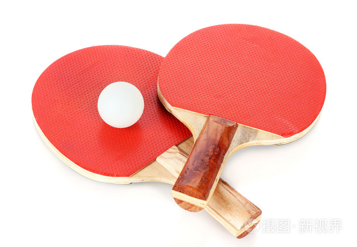 乒乓球球拍和球,被隔绝在白色