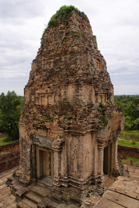 在吴哥，柬埔寨古代寺