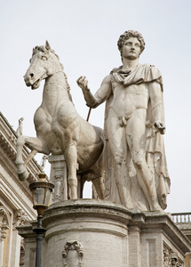 罗马蓖麻雕像在广场 del campidoglio