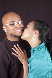 非洲裔美国人对快乐的夫妻