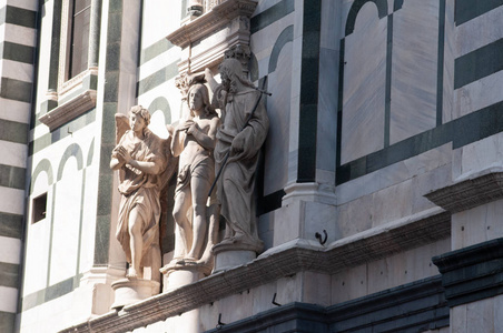 意大利佛罗伦萨大教堂的雕像