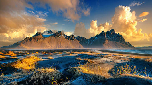 Vestrahorn 山在 Stokksnes, 冰岛