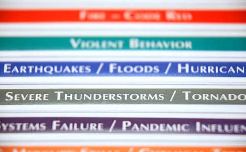 雷电风暴和龙卷风手册