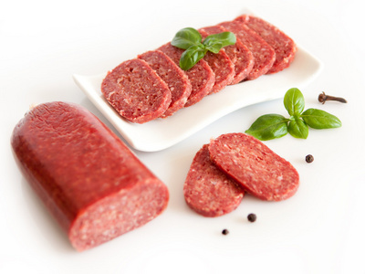 切片萨拉米香肠图片