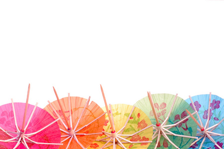 五彩缤纷的遮阳伞的冰淇淋