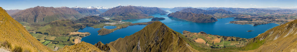 从奥克兰和周围的湖泊和山脉, 从罗伊的高峰轨道在新西兰全景视图