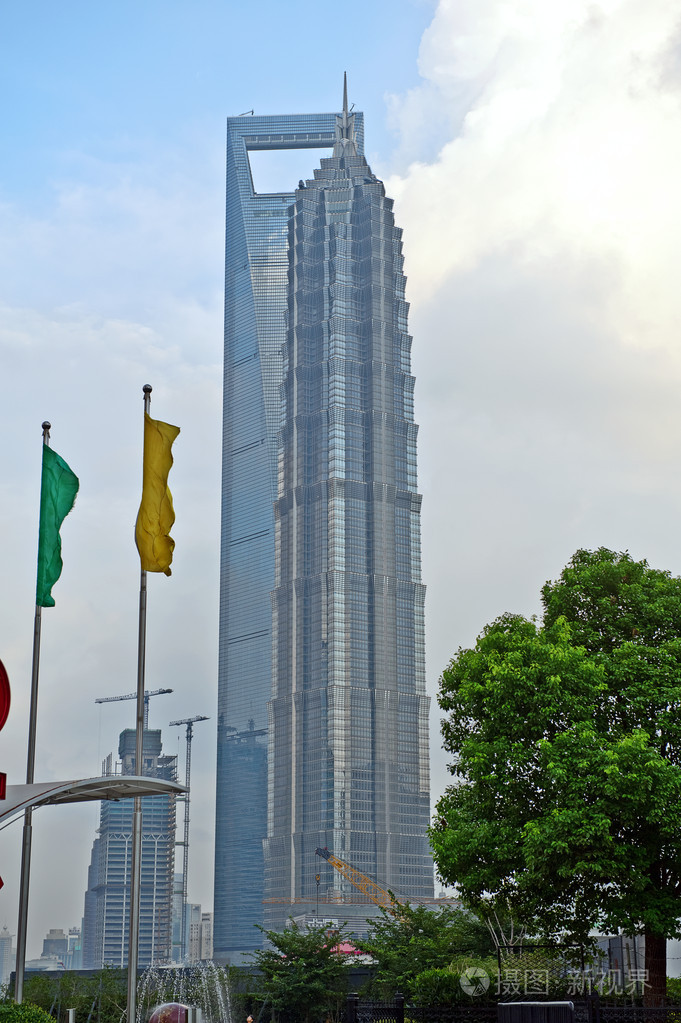 上海世界金融中心, 金茂大厦, 浦东