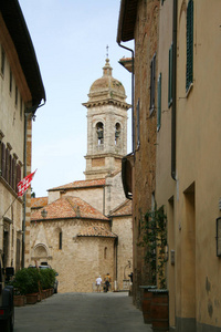 意大利托斯卡纳的圣 Quirico 瓦道尔 Collegiata