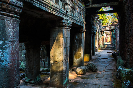 柬埔寨吴哥窟班迭则 Kdei 寺的神秘内部