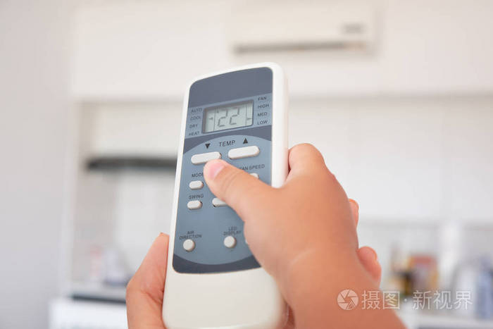 儿童手用遥控器打开空调