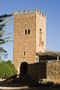 修道院 de piedra，萨拉戈萨，西班牙的塔