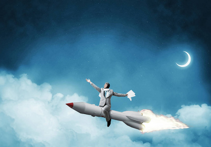 火箭喷气图片-火箭喷气素材-火箭喷气插画-摄图新视界