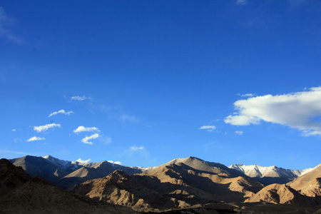 山在列城，印度