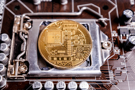 最初的硬币提供作为一个概念。在计算机印制电路板的中心比特币硬币作为 Ico 做法