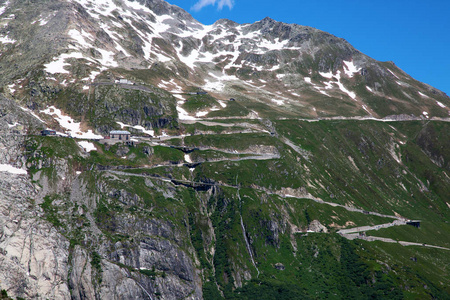 蛇纹石路连接的高山通行证 Furka 并且 Grimsel 在瑞士阿尔卑斯