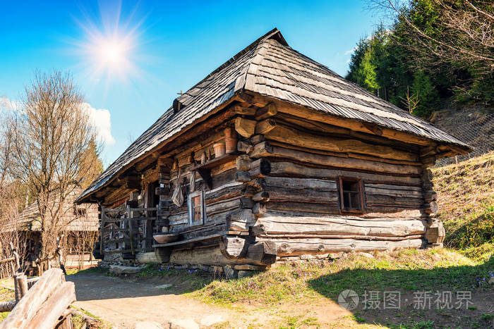 老复古木制房子