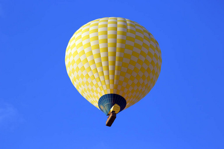 彩色气球, 人们在天空中飞翔