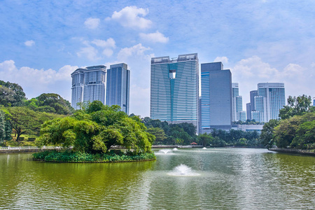 裴丹娜植物园湖天际线景观在吉隆坡, 马来西亚