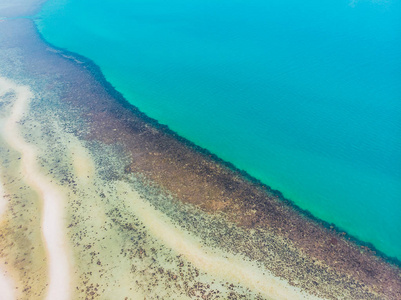 美丽的海和海洋水表面和纹理为背景