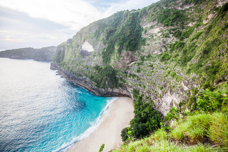 曼塔湾或 Kelingking 海滩上 Nusa Penida 岛，巴厘岛，印度尼西亚