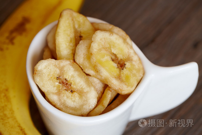 燕麦片的营养价值与作用_燕麦的营养成分_燕麦的营养价值表