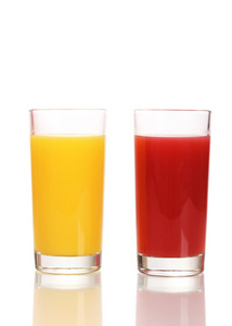 热带果汁在眼镜上白色隔离