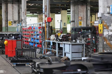 在车间的工具照片