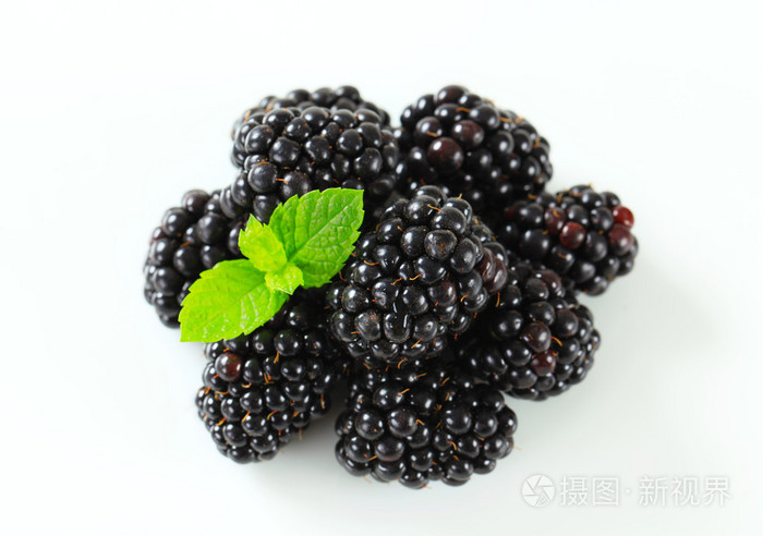 新鲜的黑莓