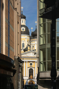 圣弗拉基米尔大教堂在圣彼得堡的看法