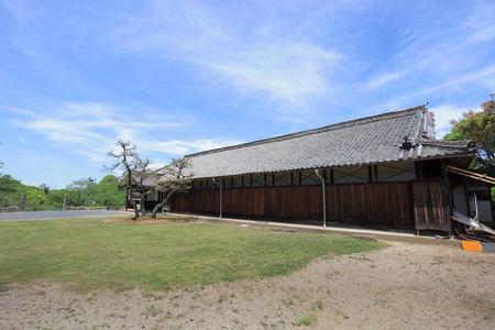 津山城堡景观和夏季时间日本