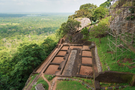 锡吉里耶狮子岩堡垒在斯里兰卡照片