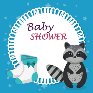 婴儿沐浴卡与可爱的浣熊