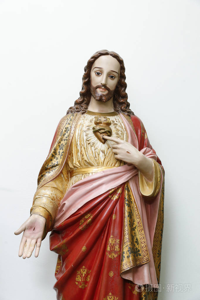 象征耶稣基督圣心的雕像天主教符号