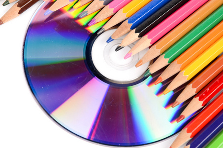 彩色铅笔和 dvd