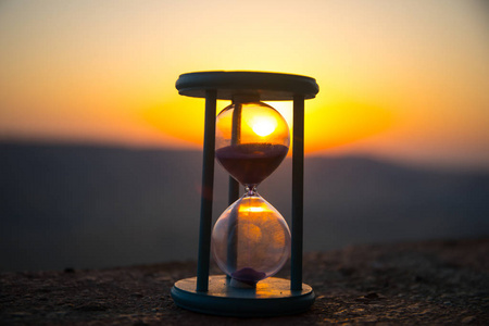 日落时间.选择性聚焦照片