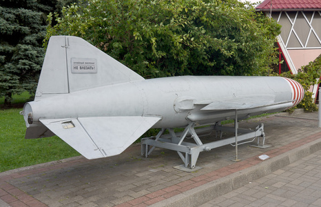 反舰导弹图片-反舰导弹素材-反舰导弹插画-摄图新视界