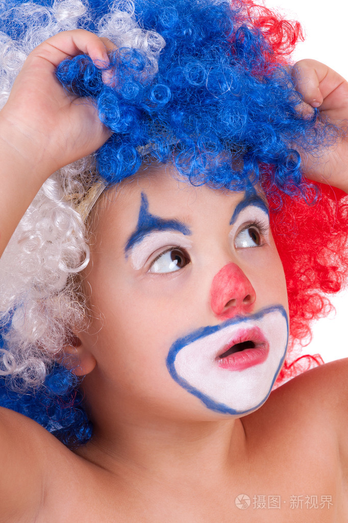 小丑的小男孩肖像