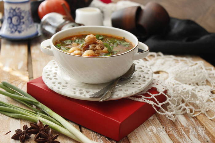 鹰嘴豆汤摩洛哥汤harira肉鹰嘴豆