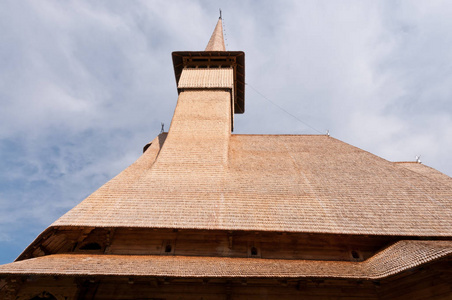 教堂塔细节从 Barsana 修道院在 Maramures, 北部罗马尼亚