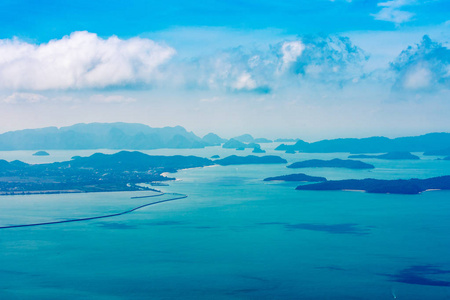 背景与许多小海岛在海湾, 兰卡威, 亚洲