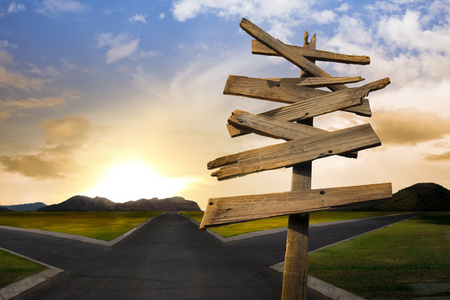 十字路口交通顺畅优势图片